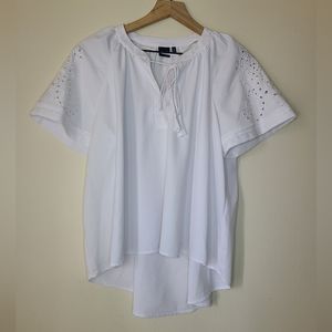 NWOT Kaari Blue blouse